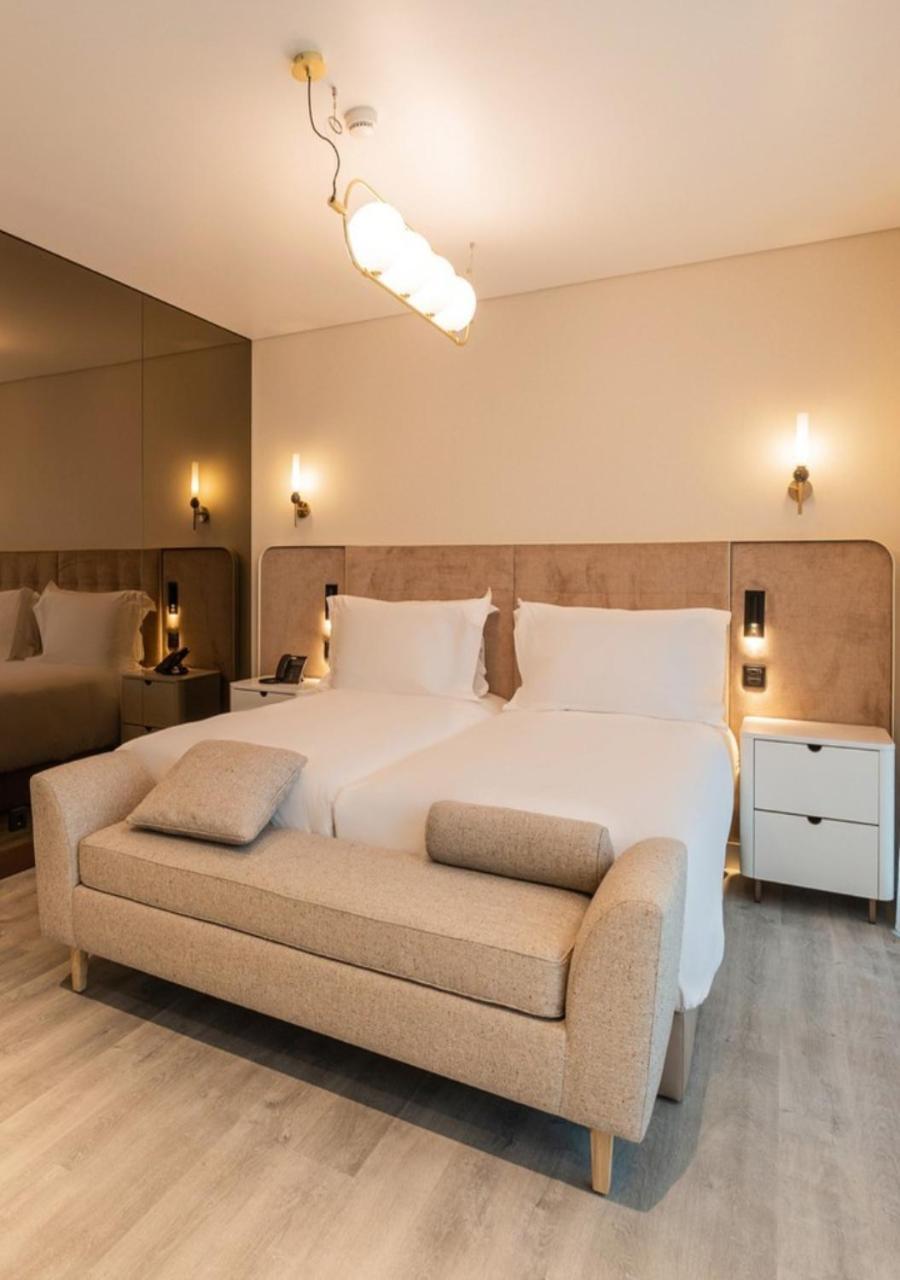 Hotel The Ocean Near Delhi Igi Airport 4*