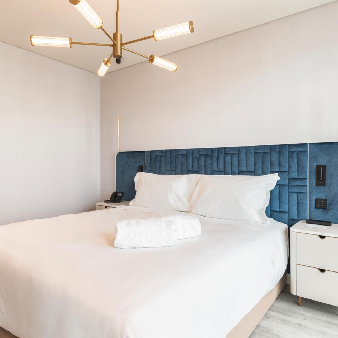 Hotel The Ocean Near Delhi Igi Airport 4*